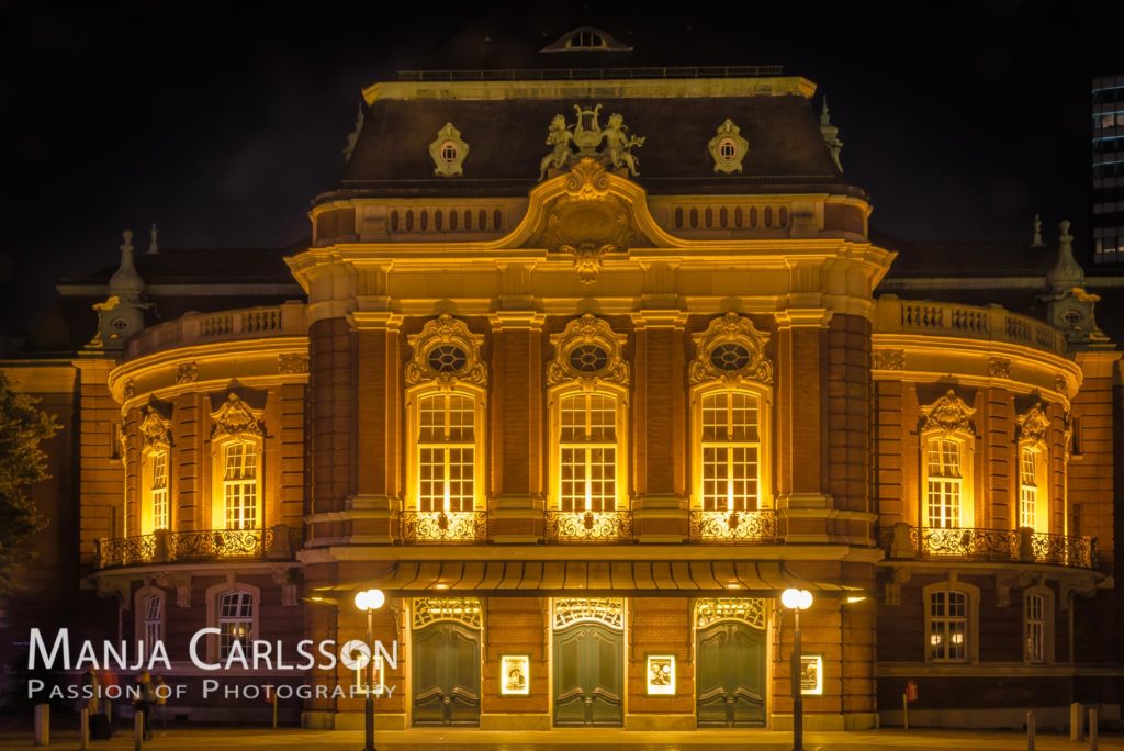 Musikhalle Hamburg - Laeiszhalle (f/22 , ISO 100, 44mm., 15Sek.)