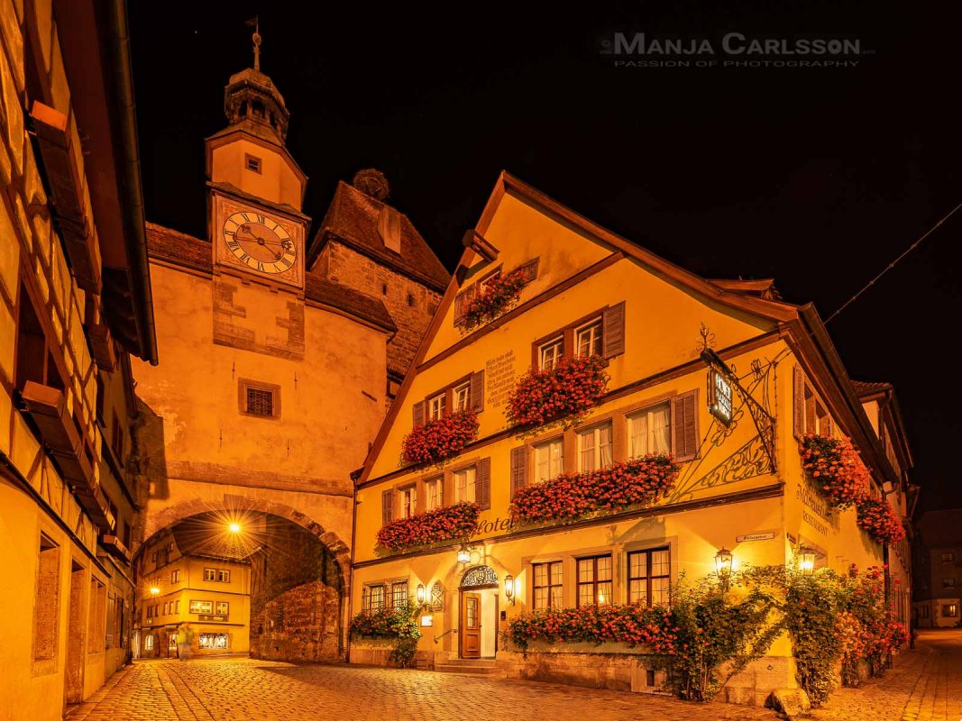 Rothenburg ob der Tauber - Nachtlichter in der mittelalterlichen Altstadt - Markus Turm by Night 