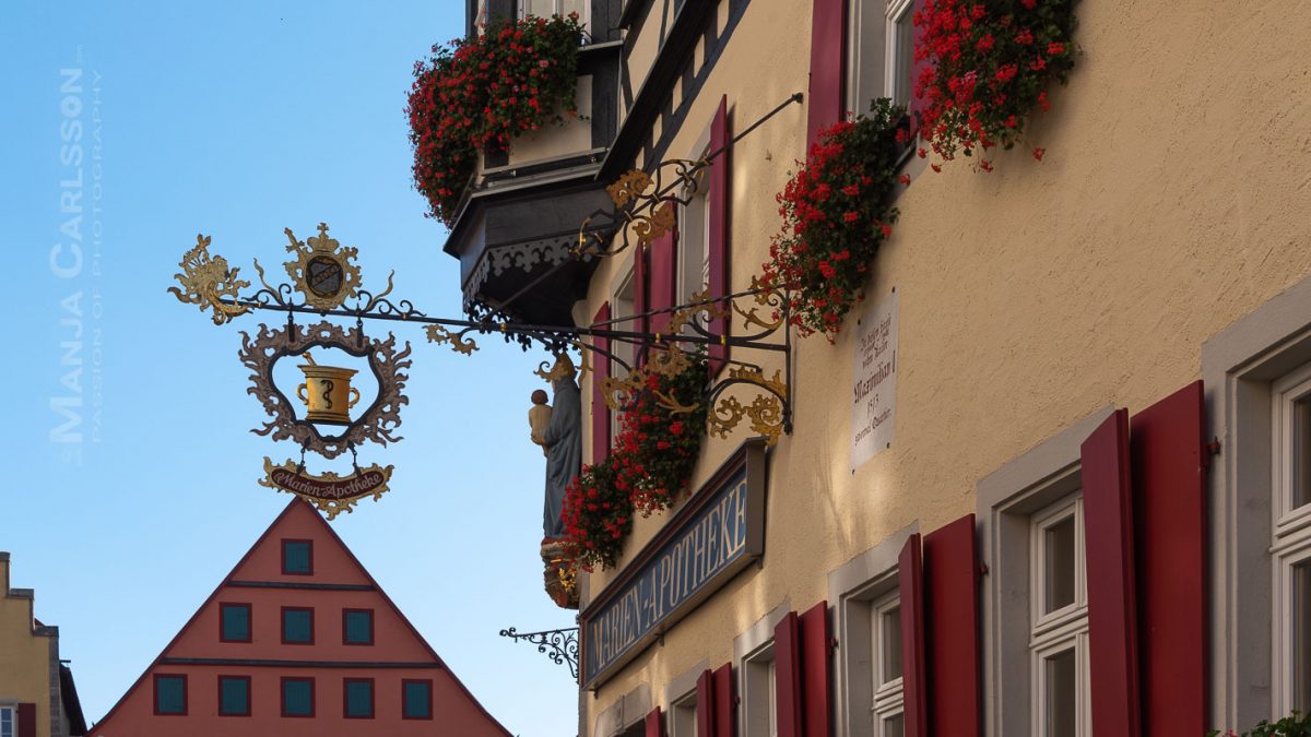 Rothenburg ob der Tauber - Nasenschild - Marien-Apotheke