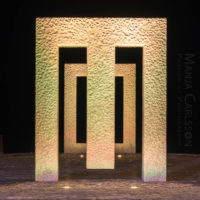 Puerta sin puerta (Kan Yasuda) in Garachico – ocker Licht in Frontansicht