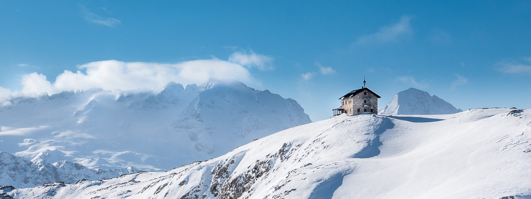 Alta Badia im Winter - Blick vom Vallón auf die Marmolada