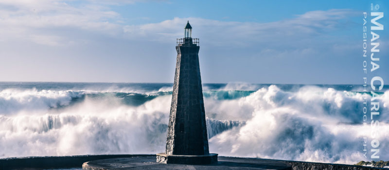 Bajamar Leuchtturm - die tobenden Wellen geben jetzt alles(Filterfotografie)